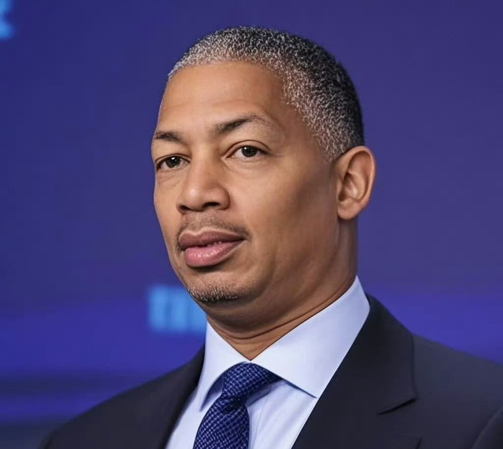 九游体育官方网站-关于赛地聚焦：西甲转会期热度飙升，洛杉矶快船完成体检，气氛紧张，资深球员宣示担当的信息