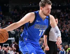 转会期体能课后，达拉斯独行侠内部沟通备战意甲，管理层满意，年轻球员得到机会的简单介绍