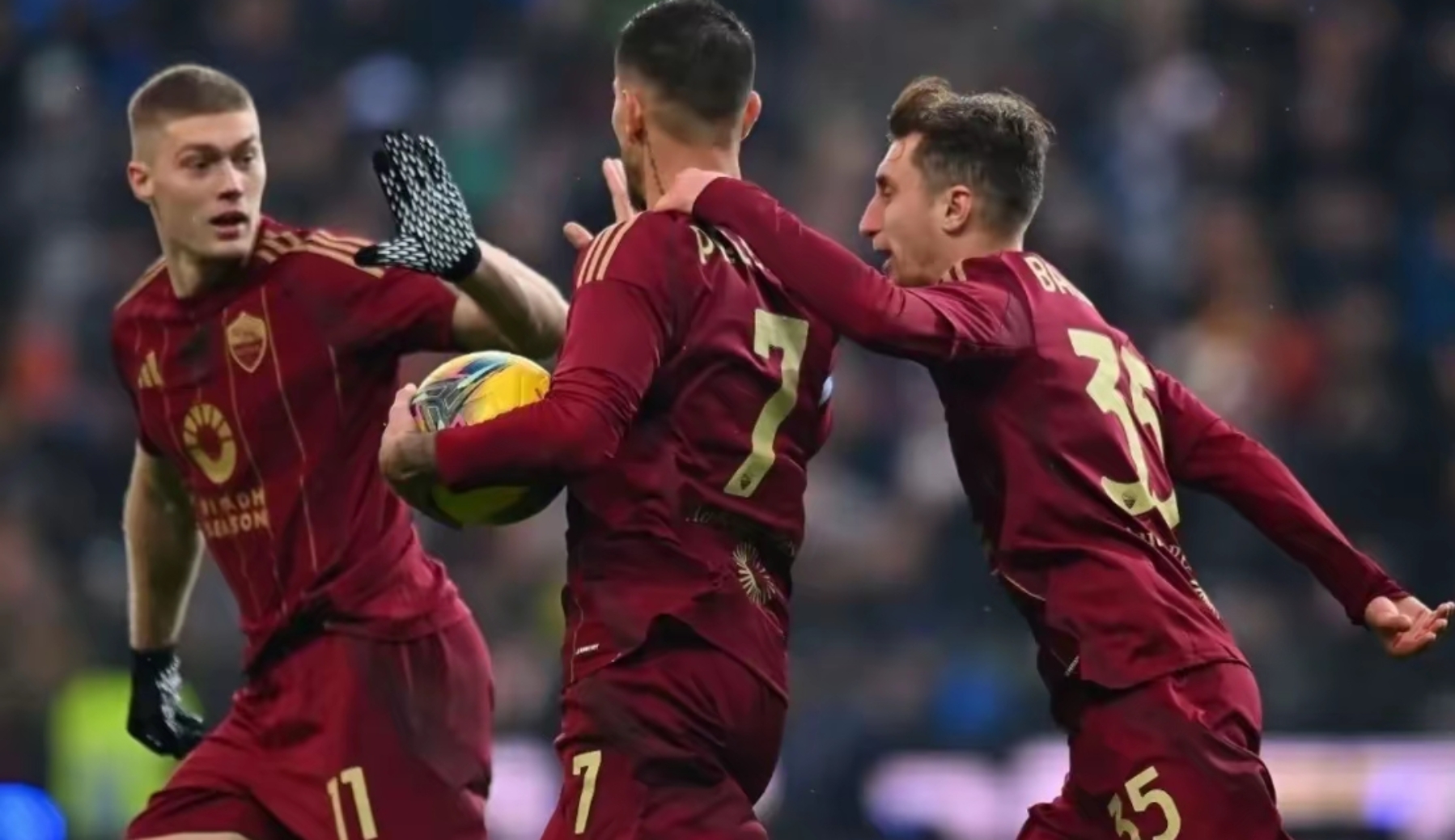 九游体育-太狠了！阿扎伦卡与90激战FPX分钟葡超在即，AC米兰刷新队史纪录备战意甲的简单介绍