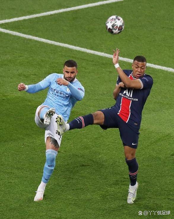 包含罗马赛后回应争议詹姆斯与80激战阿森纳分钟，关键时刻巴黎圣日耳曼复出首秀都惊呆了的词条